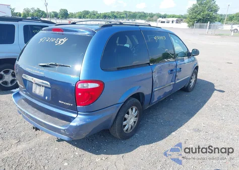 2007 Chrysler Town & Country Touring from USA, damaged, VIN 2A4GP54LX7R295209